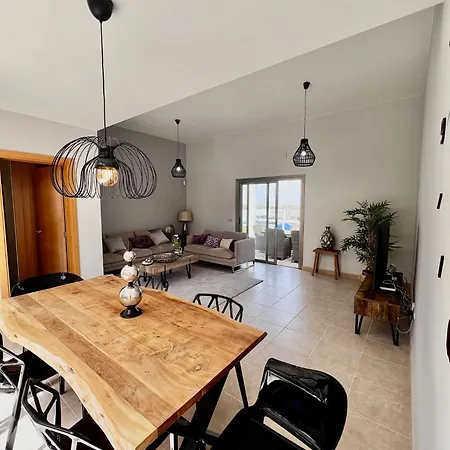 Asha Luxury House 펜션
