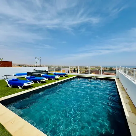 펜션 Asha Luxury House *