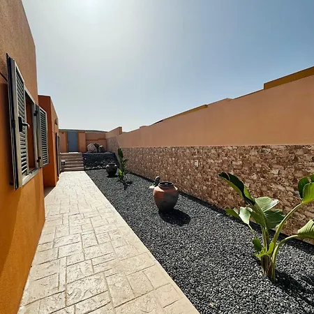 Сasa de vacaciones Asha Luxury House